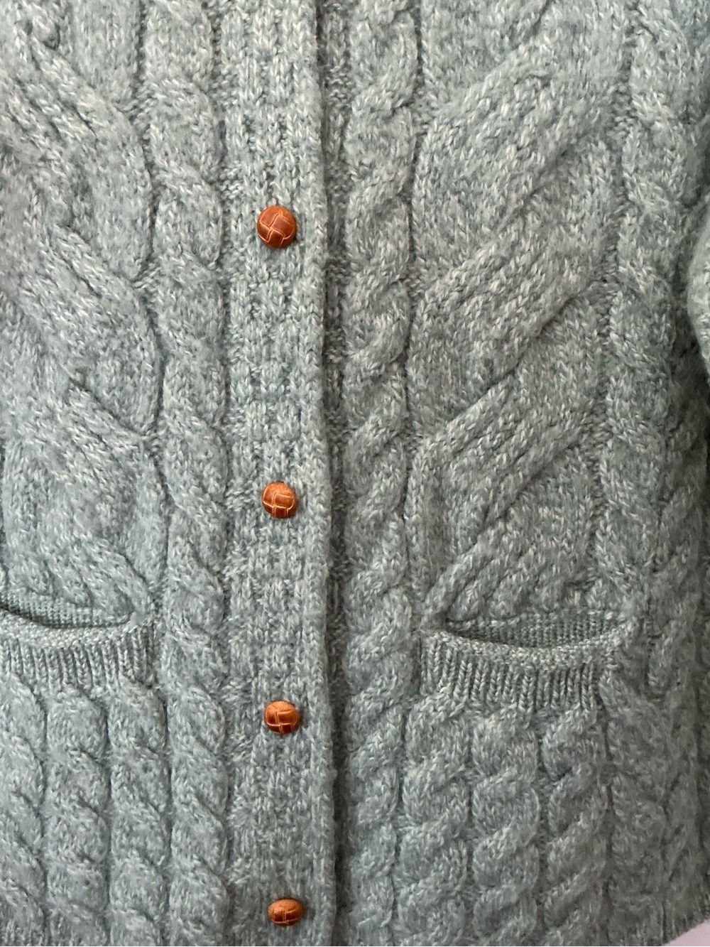 Aran Crafts Sage Green Cable Knit 100% Merino Wool Cardigan XL - Picture 6 of 6